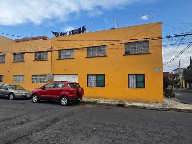 Departamento en renta Calle Del Valle, Nezahualcóyotl, Estado De México, 09181, México