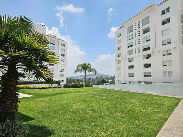 Departamento en renta Calle Hacienda Atenco, Ciudad López Mateos, Atizapán De Zaragoza, Estado De México, 52918, México