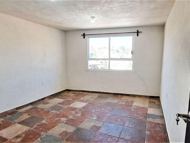 Departamento en renta Calle Miguel Hidalgo, Ciudad López Mateos, Atizapán De Zaragoza, Estado De México, 52918, México