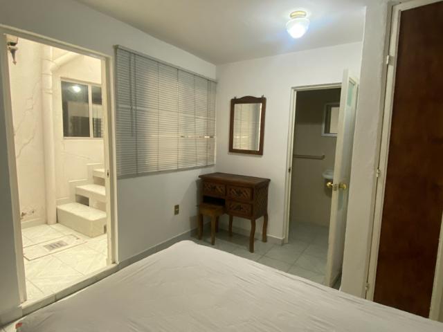 Departamento en renta Calle Santos Degollado 318a, Los Girasoles, Querétaro, 76159, Mex