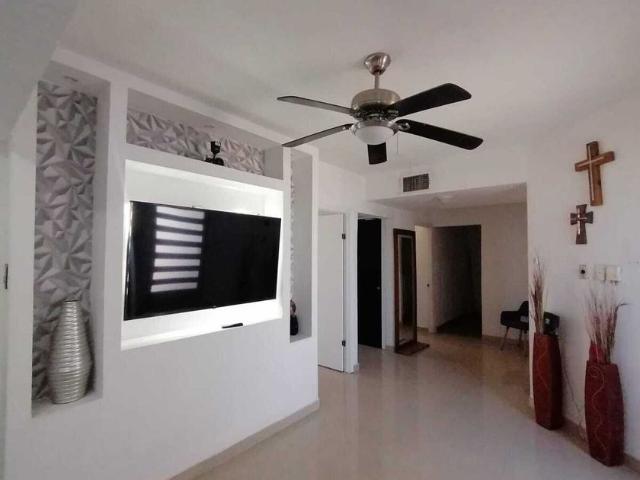 Departamento en renta Calle Universidad De La Sorbona, Chihuahua, Municipio De Chihuahua, Chihuahua, 31123, México