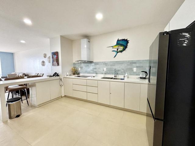 Departamento en renta Cristal Bay 802