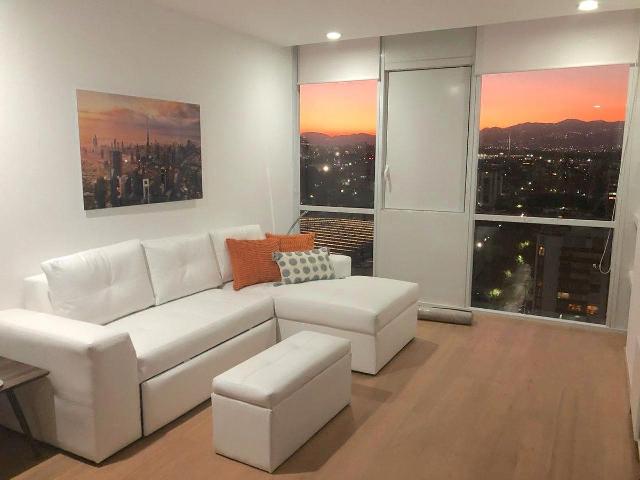 Depto amueblado Plaza Carso · 2 recámaras + estudio · 2.5 baños · 130 m²