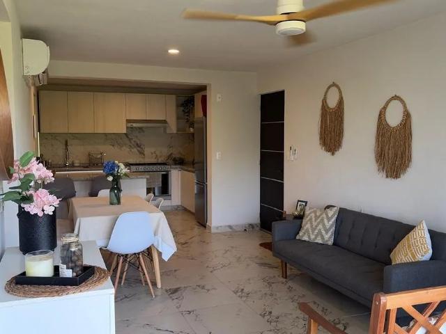 Departamento en Renta Amueblado con Alberca y Amenidades en Santa Fe Lifestyle