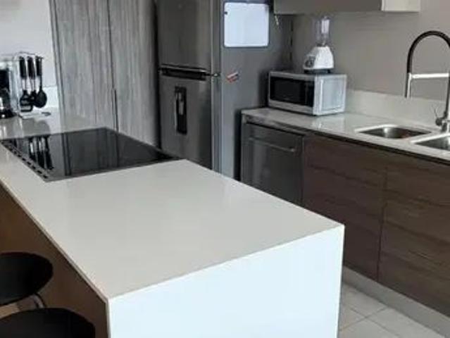 Departamento en renta amueblado frente a andares