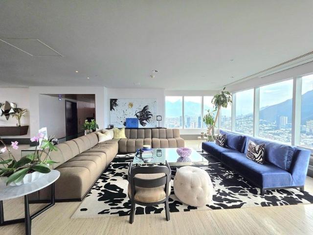 Departamento en renta Avenida Batallón San Patricio, San Agustin, San Pedro Garza García, Nuevo León, 66269, México