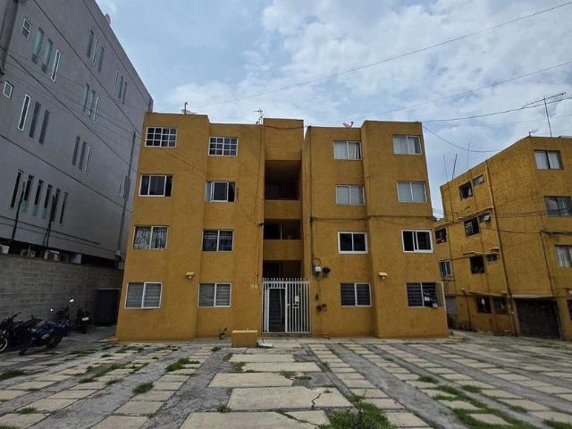 Departamento en renta Avenida Centenario, Lomas De Atizapán, Ciudad López Mateos, Atizapán De Zaragoza, Estado De México, 52977, México