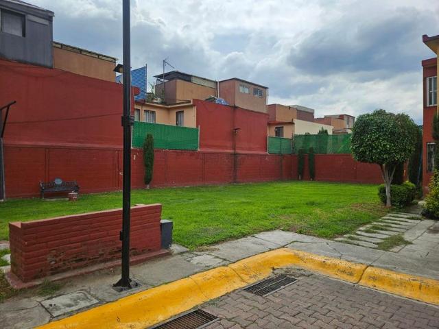 Departamento en renta Avenida De Los Ahuehuetes 9, Unidad Habitacional Valle Del Tenayo, Tlalnepantla De Baz, Estado De México, México