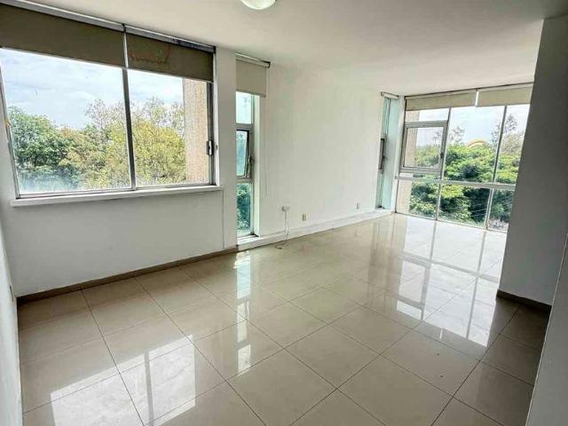 Departamento en renta Avenida De Los Arcos, Jardines Del Bosque, Guadalajara, Región Centro, Jalisco, 44520, México