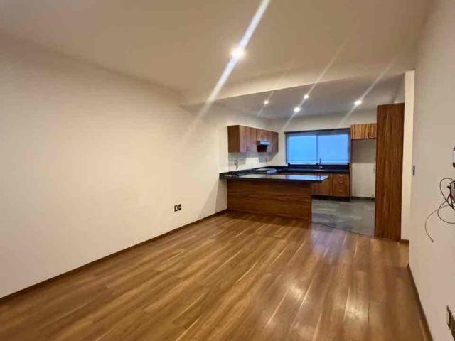 Departamento en renta Avenida Doctor Manuel Nava, Colonia Bellas Lomas, San Luis Potosí, Municipio De San Luis Potosí, San Luis Potosí, 78240, México