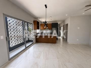 Departamento en renta Avenida Ermita Sur, Alcalá, Delegación La Mesa, Tijuana, Municipio De Tijuana, Baja California, 22120, México