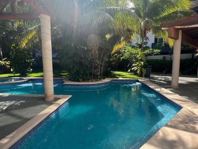 Departamento en renta Avenida Isla Mujeres, Super Manzana 11, Cancún, Benito Juárez, Quintana Roo, 77504, Mex