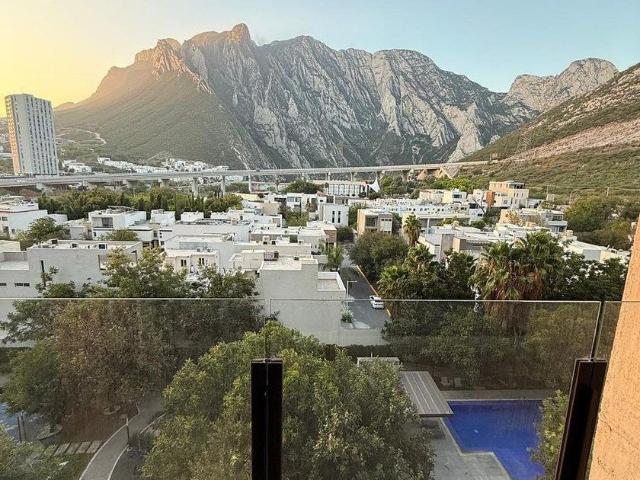 Departamento en renta Avenida Miguel Alemán, Santa Catarina, Nuevo León, 66190, México