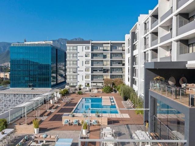 Departamento en renta Avenida Revolución, Plaza Revolución, Monterrey, Nuevo León, 64830, México