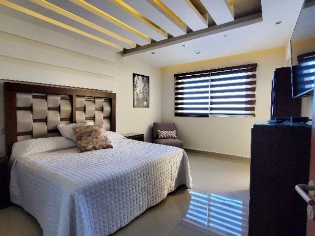 Departamento en renta Avenida Sábalo Cerritos, Fracc Villas Puerto Iguanas, Mazatlán, Sinaloa, 82100, Mex