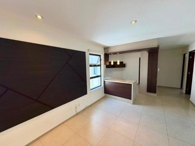 Departamento en renta Avenida Sierra Vista, Fraccionamiento Miravalle, San Luis Potosí, Municipio De San Luis Potosí, San Luis Potosí, 78214, México