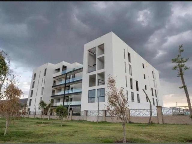 Departamento en renta Boulevard De Los Volcanes, Lomas De Angelópolis, Puebla, México
