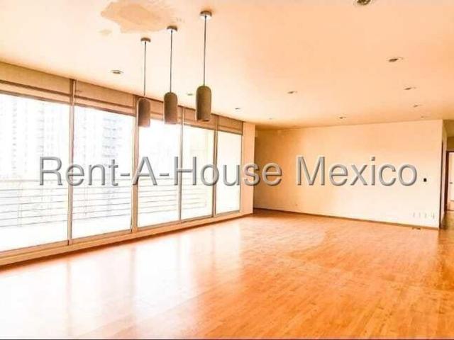 Departamento en renta Bosque Real, Naucalpan De Juárez, Estado De México, México