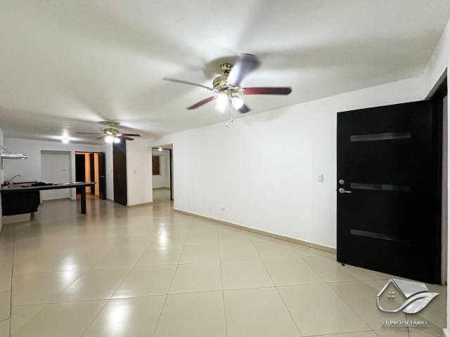 Departamento en RENTA de 2 Rec?maras / Zona Cumbres