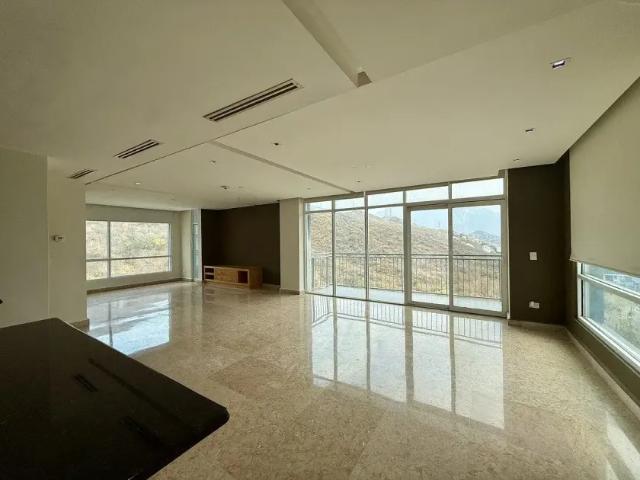 Departamento en renta Del Valle Oriente, San Pedro Garza García