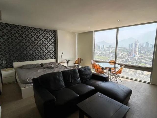 Departamento en Renta en Colinas de San Jerónimo, Monterrey, Nuevo León