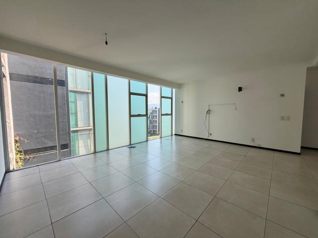 DEPARTAMENTO EN RENTA EN CIMA ESMERALDA