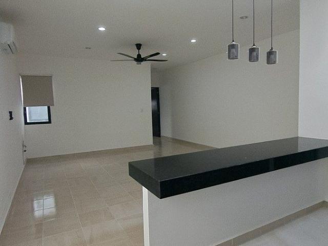 Departamento en renta en Altabrisa, en privada