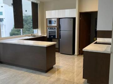 Departamento en renta en Av. Fundadores en Monterrey