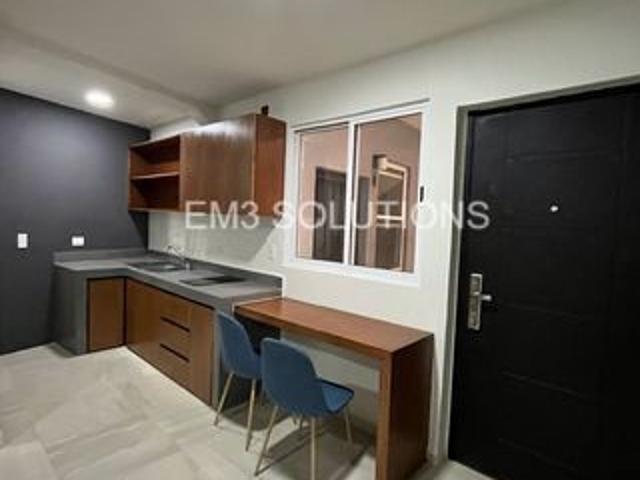 DEPARTAMENTO EN RENTA EN AV ISLA DE TRIS