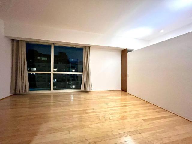 Departamento en renta en Av. Santa Fe, 140 m², cerca de Parque La Mexicana