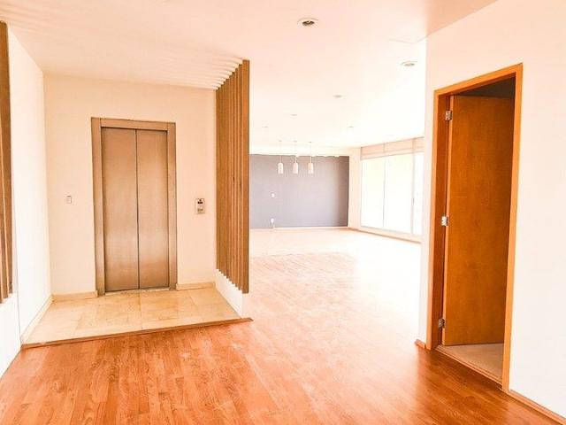 DEPARTAMENTO EN RENTA EN BOSQUE REAL