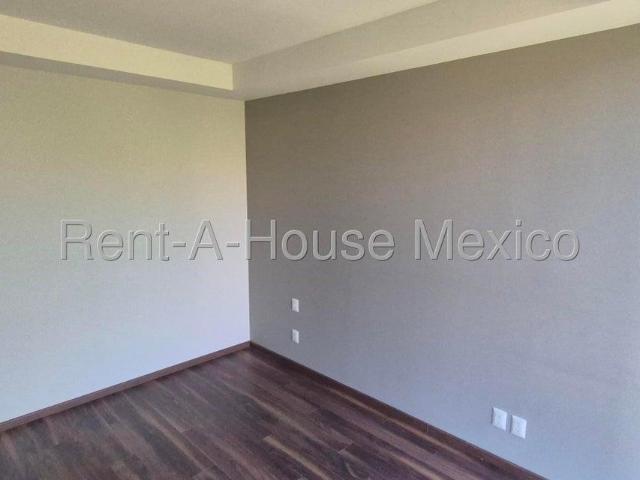 Departamento en Renta en Bosque Real, Huixquilucan NF 26 1020