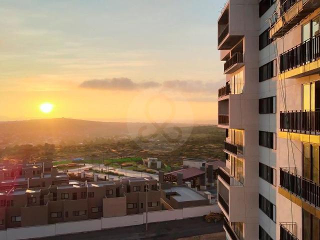 Departamento en Renta en El Campanario con Rooftop View