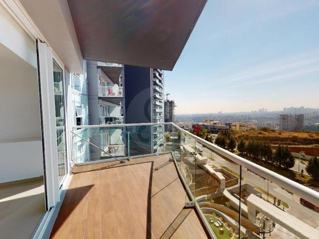 Departamento en renta en Five Bosque Real | 2 rec?maras + family room | Terraza | 176 m?