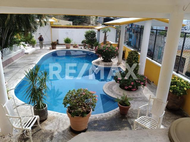 DEPARTAMENTO EN RENTA EN FRACC. LAS PLAYAS MUY CERCA DE LA QUEBRADA
