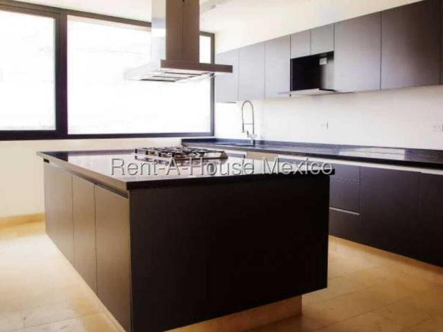 Departamento en Renta en Huixquilucan, Bosque Real AM. 26 2171