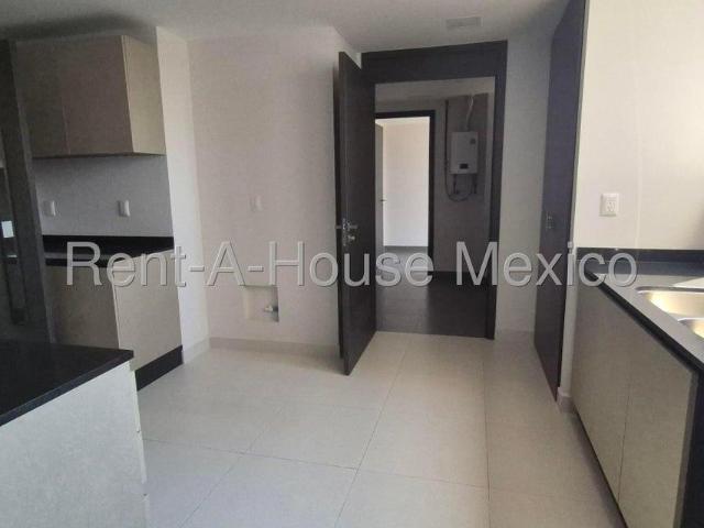 Departamento en Renta en Huixquilucan,Bosque Real RT 26 1651