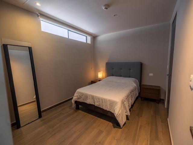 DEPARTAMENTO EN RENTA EN JARDIN SECRETO AMUEBLADO VALLE PONIENTE