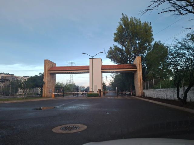 DEPARTAMENTO EN RENTA EN JARDINES DEL RIO LEON, GTO. ZONA SUR. A 10 MINUTOS DE PLAZA ALTACIA