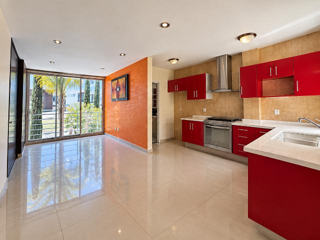 DEPARTAMENTO EN RENTA EN LOMAS DEL TEC