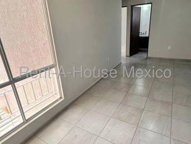 Departamento en Renta en La Pradera