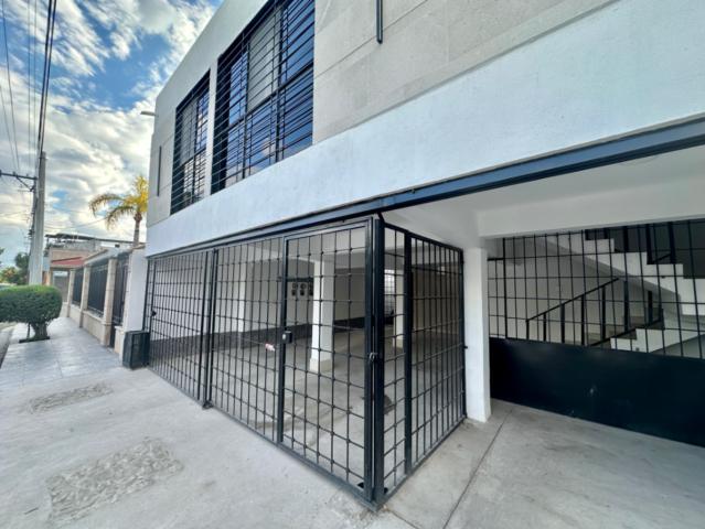 Departamento en Renta en Nueva Los Ángeles, Torreón con Estacionamiento