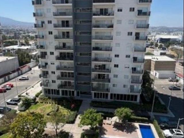 Departamento en renta en Stacia Corregidora Querétaro con alberca y 2 estacionam