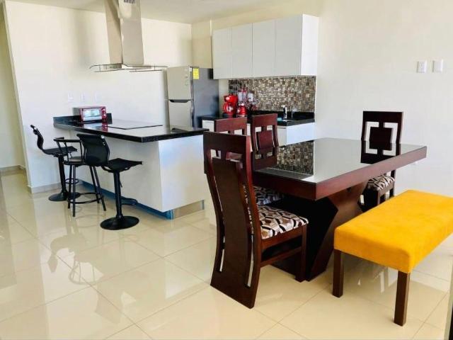 Departamento en renta en P?rtico Beach Condo