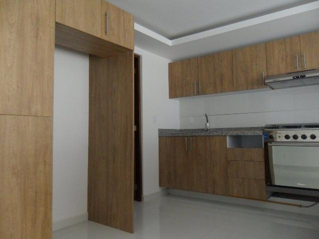 DEPARTAMENTO EN RENTA EN PASEOS DE TAXQUEÑA
