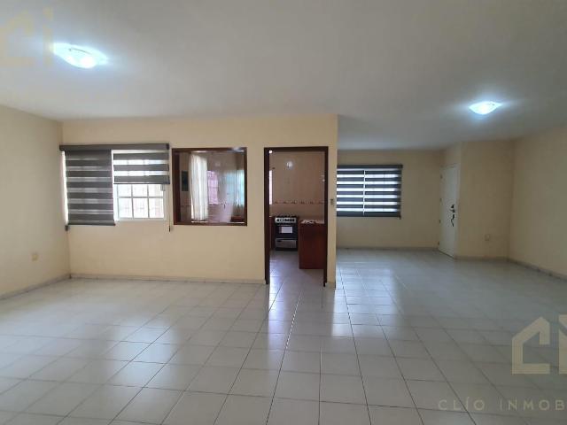 Departamento en renta en Planta baja de 3 recamaras en Fraccionamiento Tampiquera, Boca del R?o Muy Amplio y Equipado