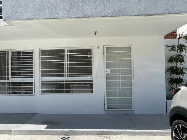 DEPARTAMENTO EN RENTA EN PLANTA BAJA EN BOSQUE DE LOS PARQUES