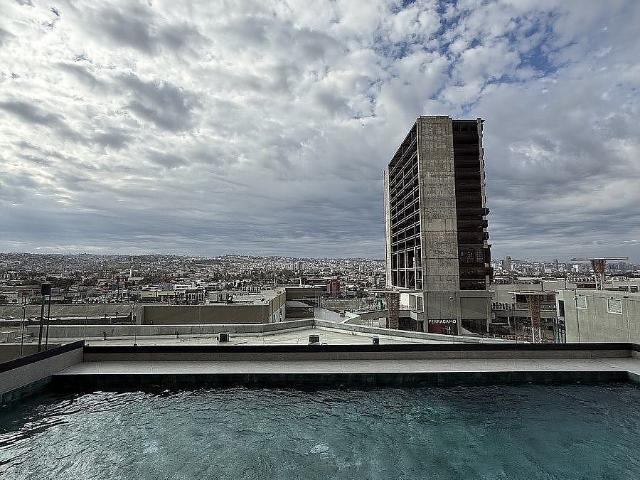 DEPARTAMENTO EN RENTA EN PLAZA PENINSULA TIJUANA LUCA