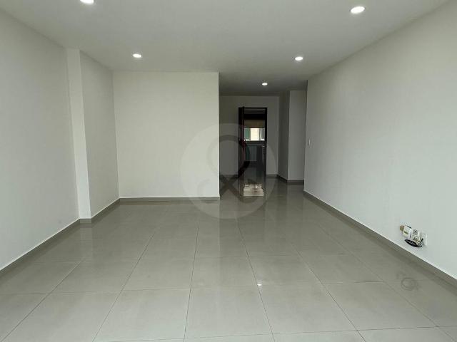 Departamento en renta en plaza Victoria Interlomas
