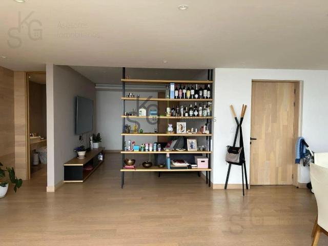 Departamento con Terraza en Renta en Residencial AVIVIA, Bosque Real